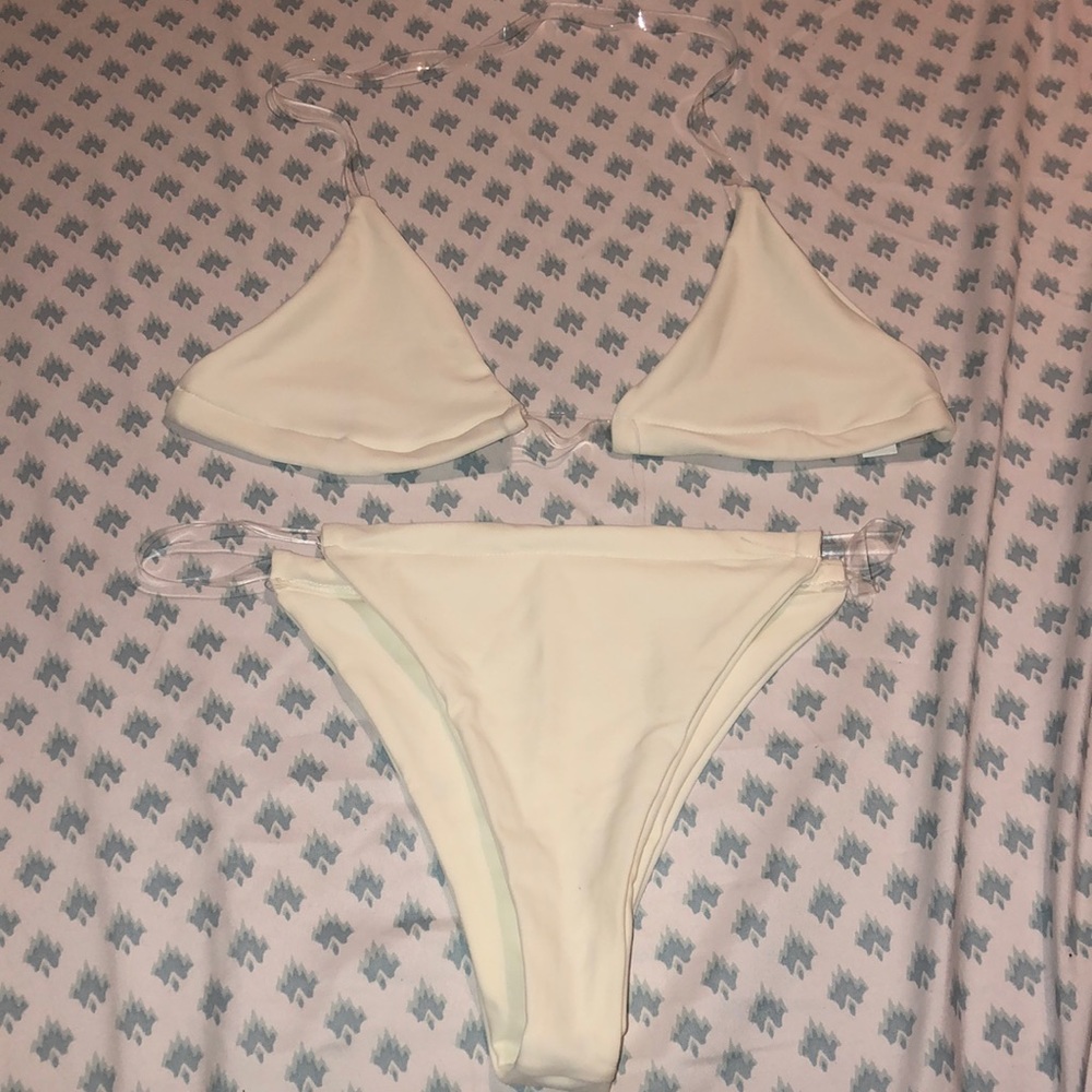 Two piece bikini set - Picture 3 of 3